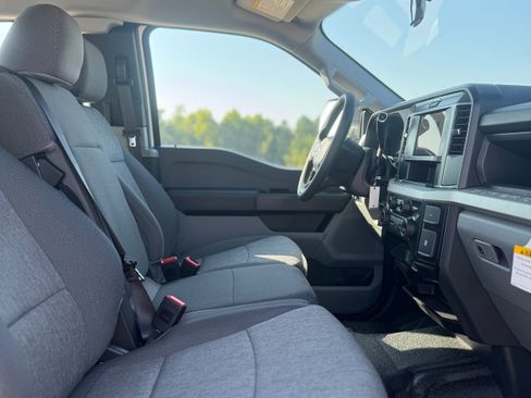 New 2026 Ford F250 XL image 48