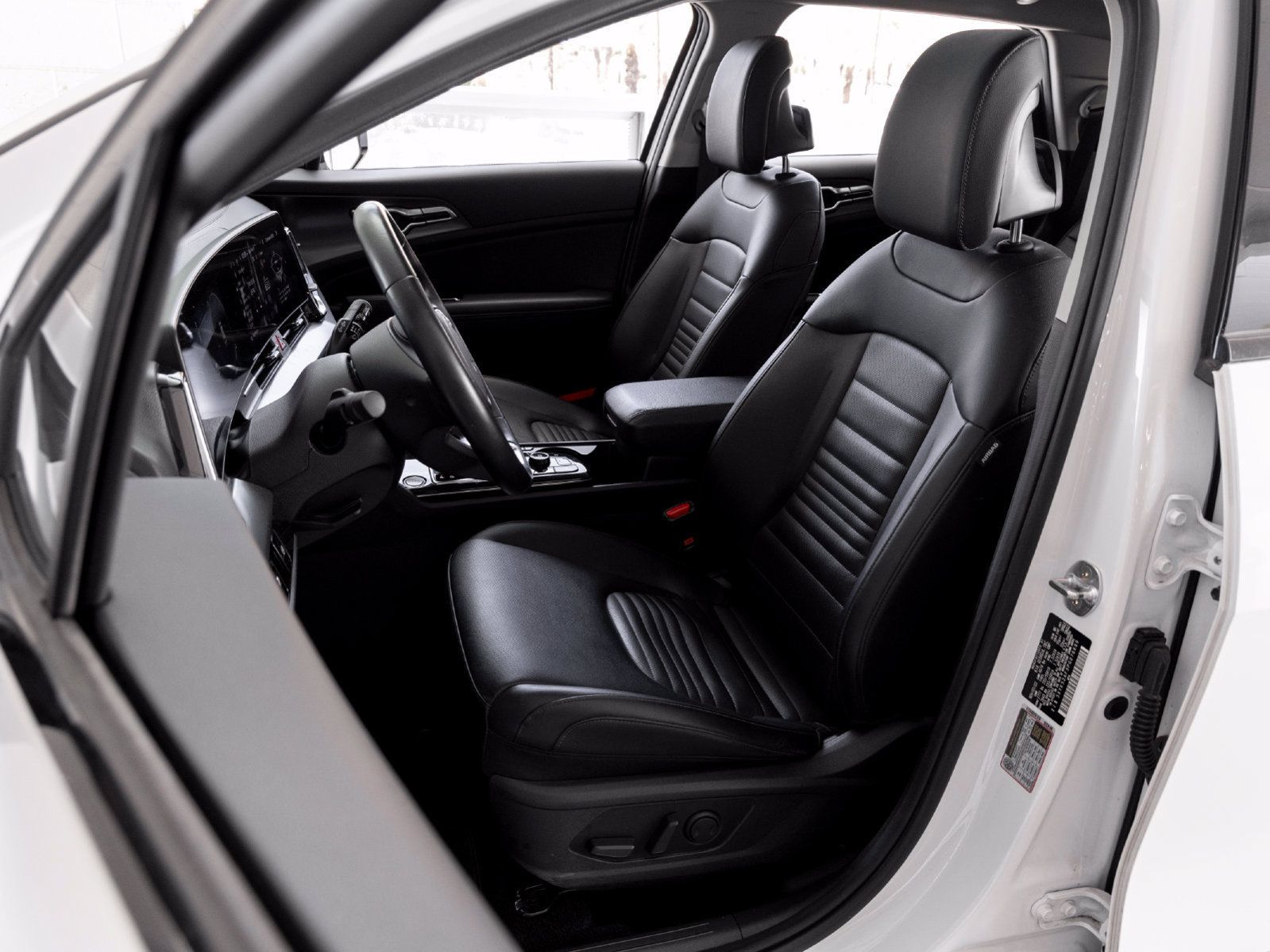 Used 2023 Kia Sportage SX FWD image 10