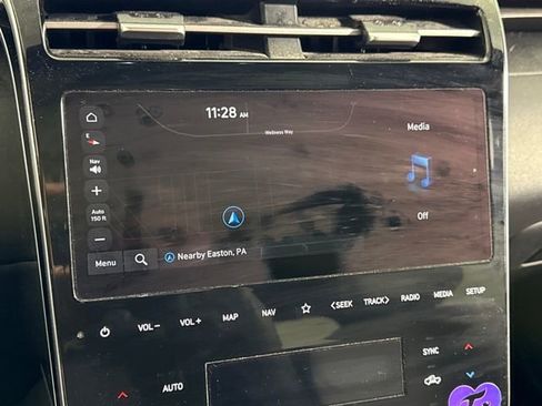 Used 2023 Hyundai Santa Cruz SEL Premium image 25