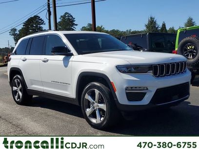 Certified 2025 Jeep Grand Cherokee Limited w/ Trailer Tow Package