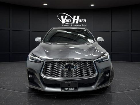 Used 2025 INFINITI QX55 Essential w/ Accent Package AWD/4WD image 2