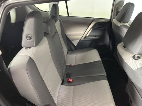 Used 2013 Toyota RAV4 LE AWD/4WD image 17