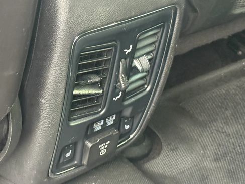 Used 2014 Jeep Grand Cherokee Limited AWD/4WD image 21