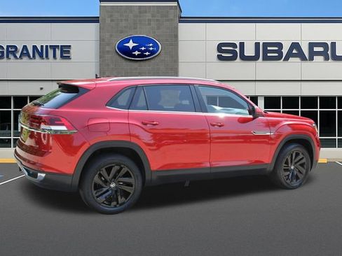 Used 2022 Volkswagen Atlas Cross Sport SE AWD/4WD image 13