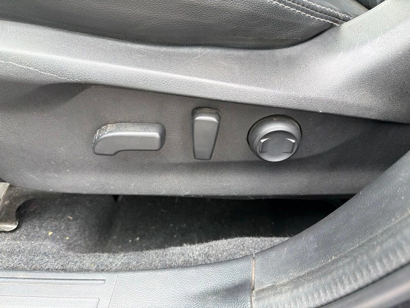 Used 2021 Subaru Forester Limited AWD/4WD image 14