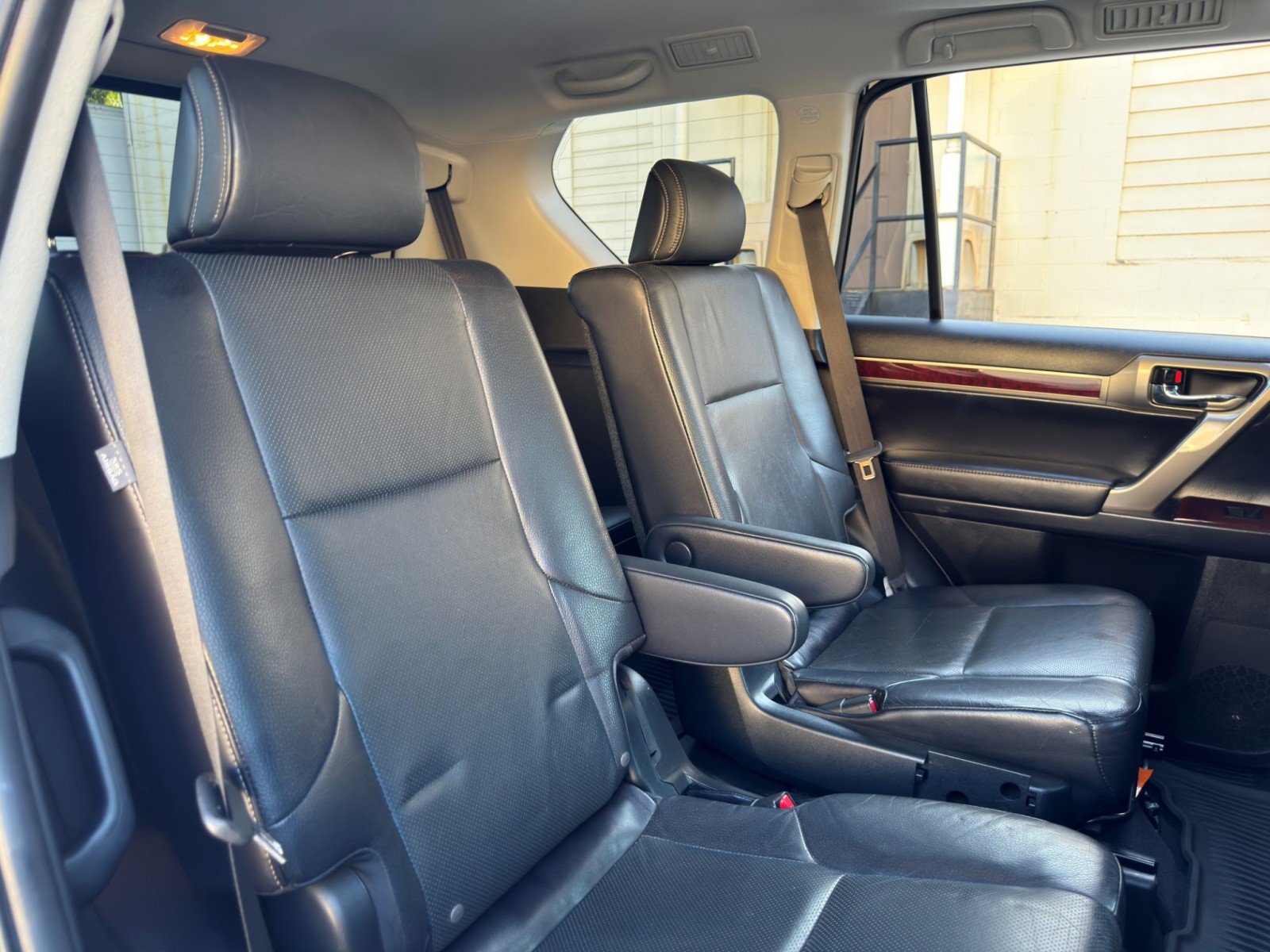 Used 2017 Lexus GX 460 Premium AWD/4WD image 38