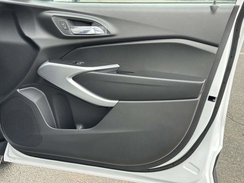 New 2026 Chevrolet Trax LS w/ Driver Confidence Package image 26