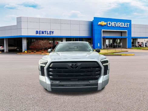 Used 2024 Toyota Tundra SR5 w/ SR5 Convenience Package image 8