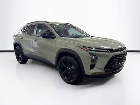 New 2026 Chevrolet Trax ACTIV w/ Sunroof Package image 3