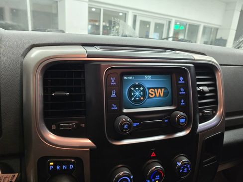 Used 2019 RAM 1500 Warlock AWD/4WD image 25