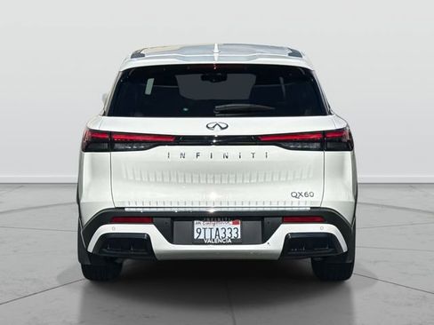 Certified 2025 INFINITI QX60 Pure w/ Cargo Package image 4