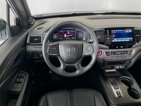 Used 2022 Honda Passport TrailSport image 27