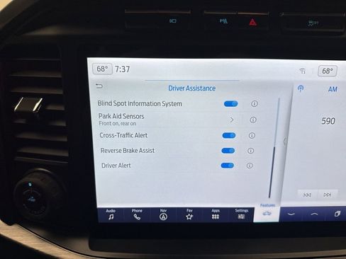 Used 2022 Ford F150 Lariat w/ Equipment Group 502A High image 34