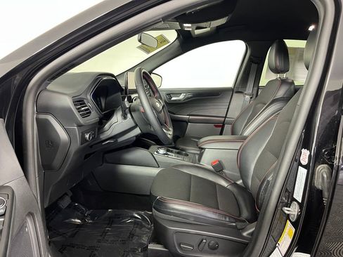 Used 2025 Ford Escape ST-Line image 11