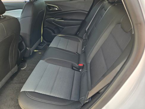 Certified 2026 Chevrolet Trax LT FWD image 16