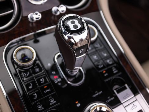 Used 2022 Bentley Continental GT Speed image 38