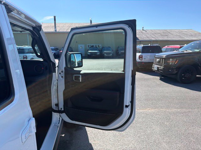 Used 2026 Jeep Wrangler Unlimited Rubicon w/ Safety Group AWD/4WD image 29