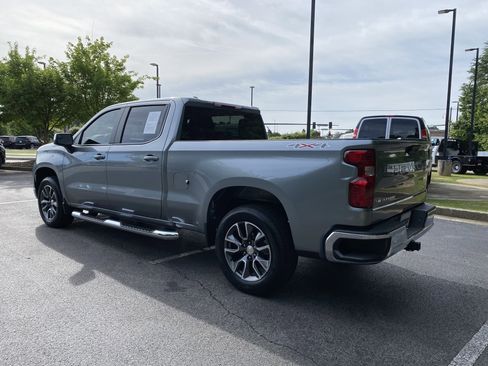 Used 2025 Chevrolet Silverado 1500 LT AWD/4WD image 7