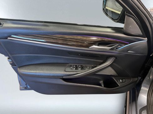 Used 2018 BMW 540i xDrive AWD/4WD image 15
