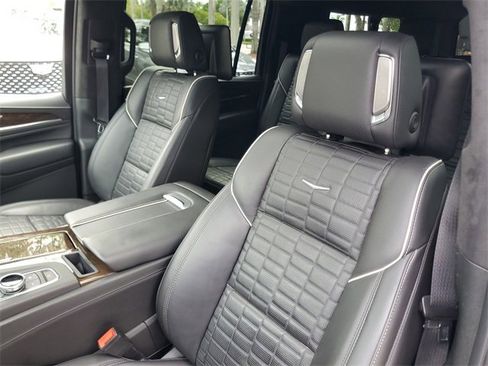 Used 2023 Cadillac Escalade ESV Sport Platinum w/ LPO, ONYX Package image 19