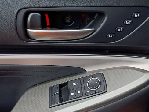 Used 2015 Lexus RC 350 image 45