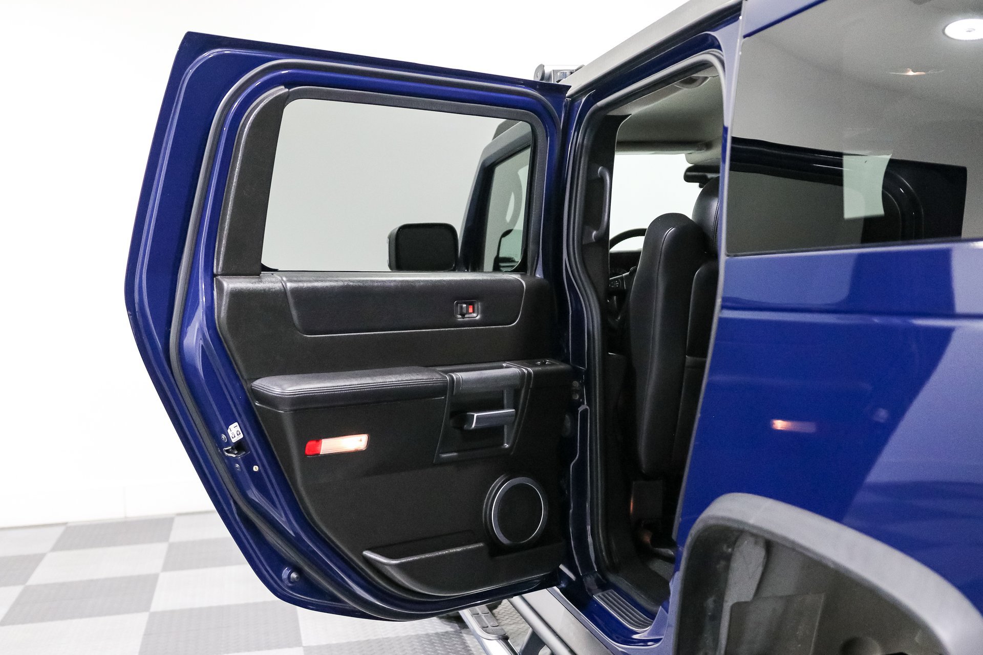 Used 2007 HUMMER H2 AWD/4WD image 13