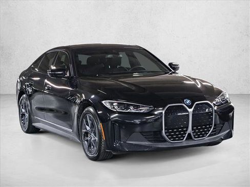 Certified 2023 BMW i4 eDrive40 image 3