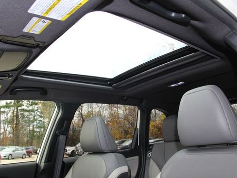 Certified 2025 Subaru Forester Limited image 16