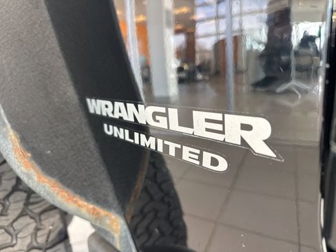 Used 2014 Jeep Wrangler Unlimited Rubicon w/ Max Tow Package image 11