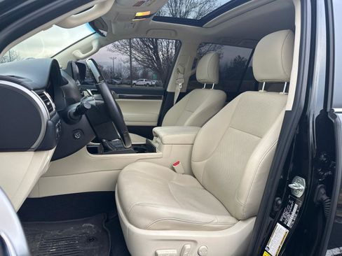Used 2023 Lexus GX 460 Premium image 6