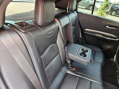 Used 2025 Cadillac XT4 Premium Luxury image 17