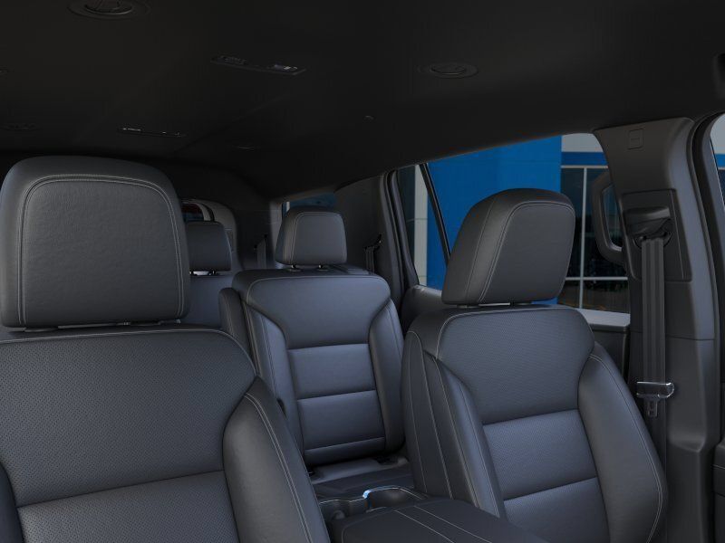New 2027 Chevrolet Traverse LT w/ Driver Confidence Package FWD image 24
