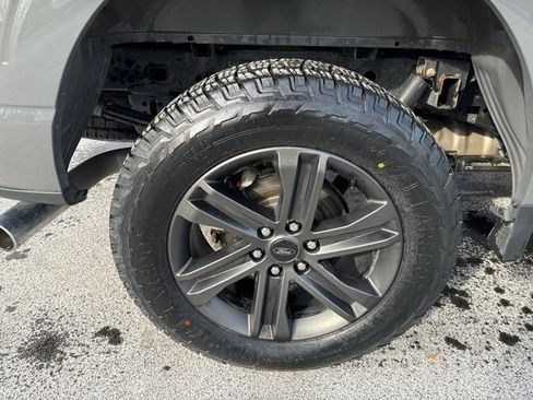 Used 2021 Ford F150 Lariat image 26