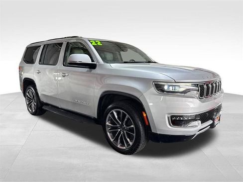 Used 2022 Jeep Wagoneer Series II w/ Premium Group I AWD/4WD image 3