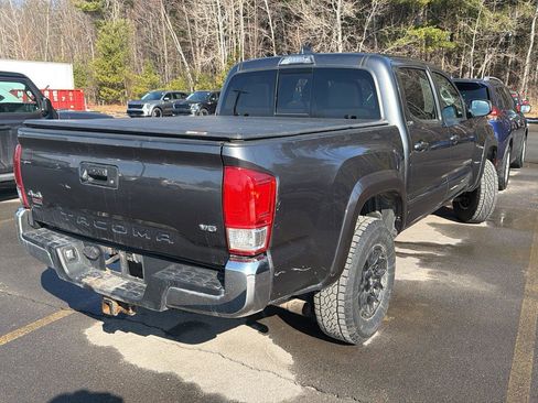 Used 2019 Toyota Tacoma SR5 image 6