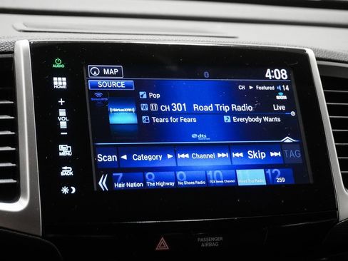 Used 2016 Honda Pilot Touring image 27