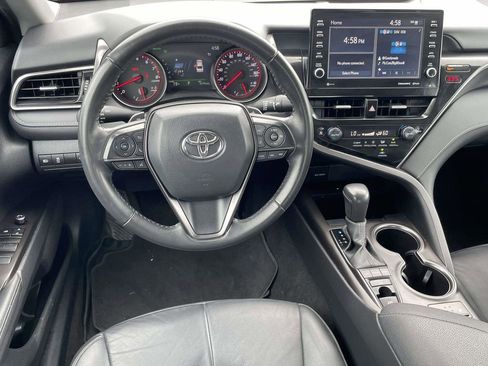 Used 2024 Toyota Camry XSE FWD image 9