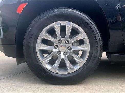 Used 2023 Chevrolet Tahoe Premier AWD/4WD image 11