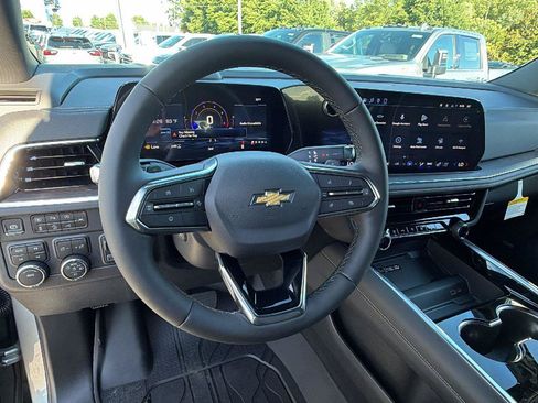 New 2026 Chevrolet Suburban Premier w/ Sun And Tow Package AWD/4WD image 22