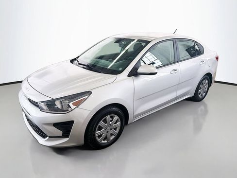 Used 2022 Kia Rio S FWD image 5