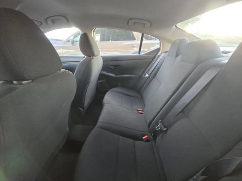 Certified 2025 Nissan Sentra S FWD image 6