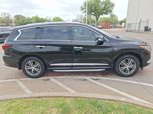 Used 2019 INFINITI QX60 Luxe w/ Essential Package image 7