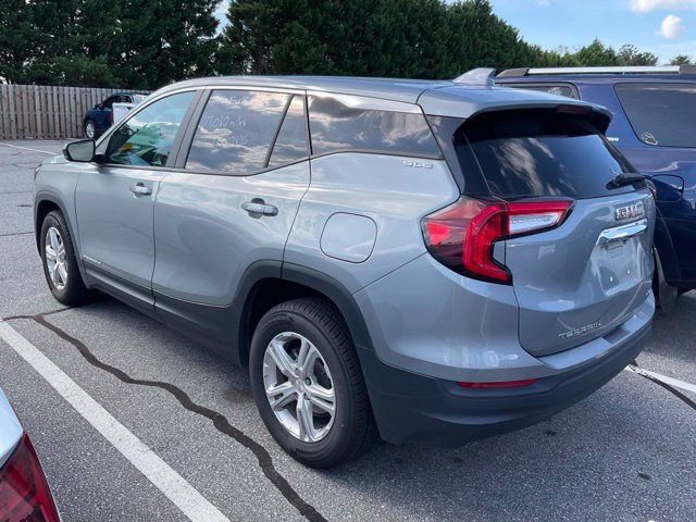 Used 2024 GMC Terrain SLE AWD/4WD image 4