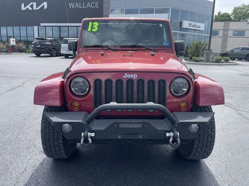 Used 2013 Jeep Wrangler Unlimited Rubicon w/ Connectivity Group AWD/4WD image 2