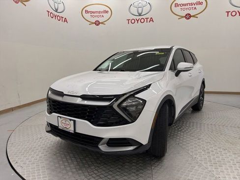 Used 2023 Kia Sportage EX FWD image 2