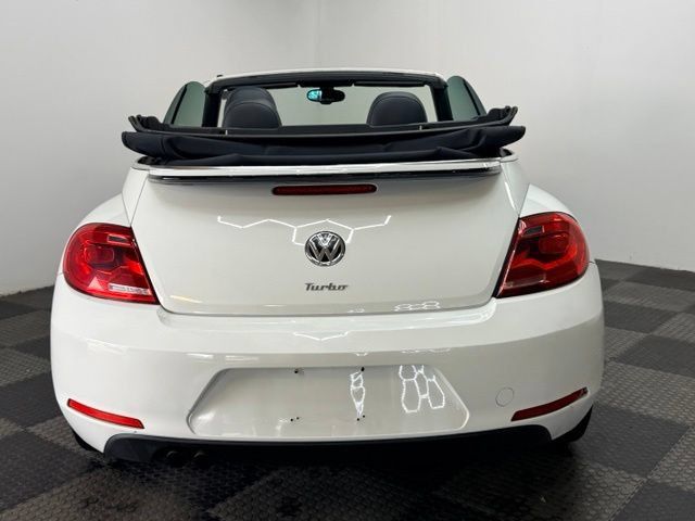 Used 2016 Volkswagen Beetle 1.8T Denim FWD image 9