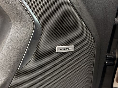 Used 2024 Chevrolet Tahoe LT RWD image 36