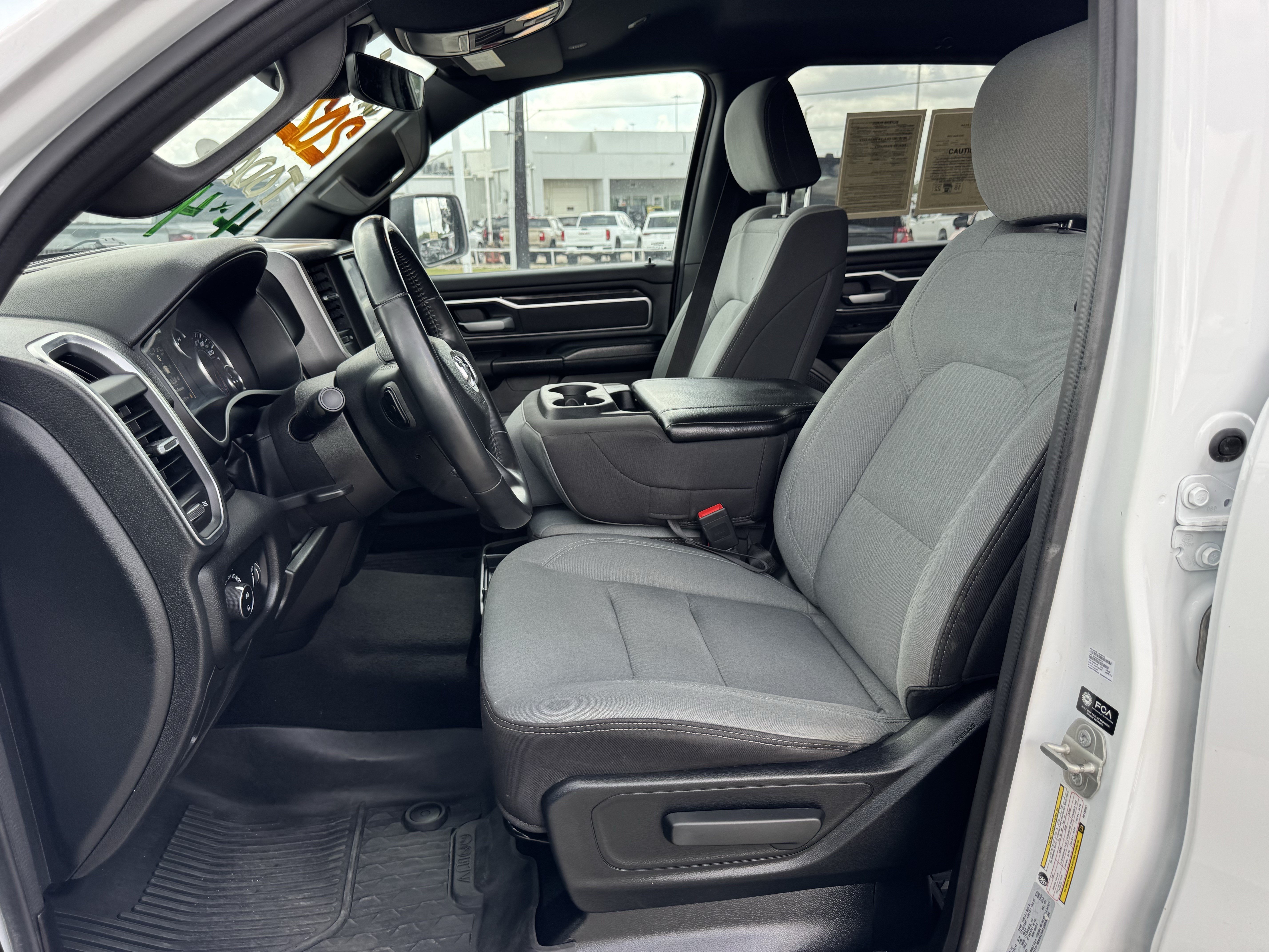 Used 2024 RAM 1500 Big Horn AWD/4WD image 23
