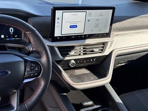 Used 2025 Ford Explorer ST-Line image 21