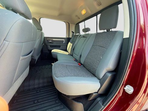 Used 2017 RAM 1500 Big Horn AWD/4WD image 26